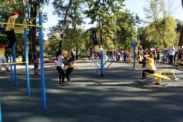 Урочисте відкриття парку за ПК "Хімік" Урочисте відкриття парку за ПК "Хімік"