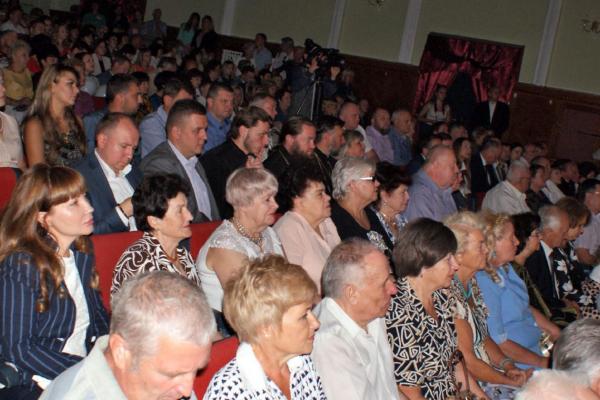 Відкриття Палацу культури ім. Горького Відкриття Палацу культури ім. Горького
