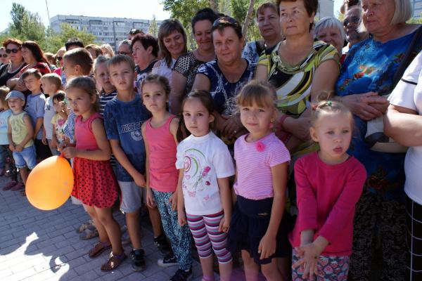 Відкриття нової зони відпочинку на лівобережжі -  "Парк щастя"