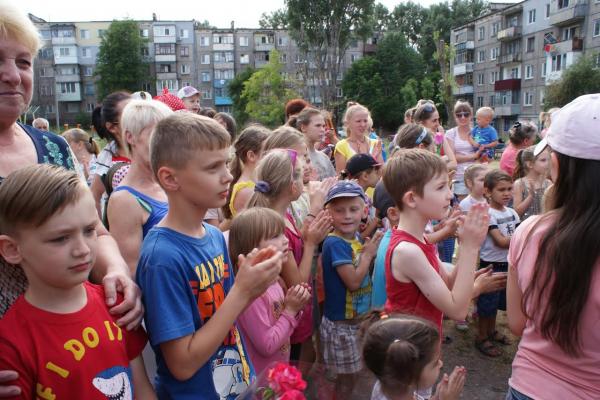 Відкриття дитячого майданчика по вулиці Миколи Лисенка (колишня Бесєдова) Відкриття дитячого майданчика по вулиці Миколи Лисенка (колишня Бесєдова)